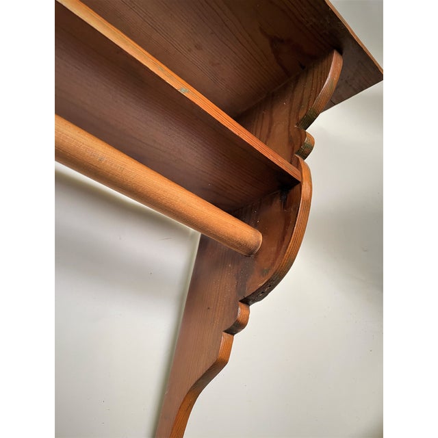 Brown Late 20th Century Country Primitive Cabin Pine 2 Tier Wall Shelf W/ Shaped Sides & Coat Rack Rod For Sale - Image 8 of 14
