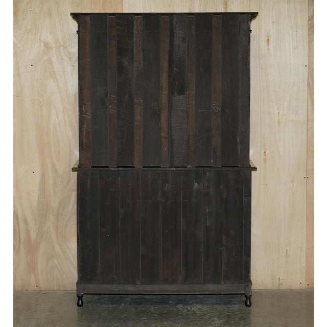 Vintage Jacobean Revival English Carved Oak Bookcase, 1900s For Sale - Image 14 of 18