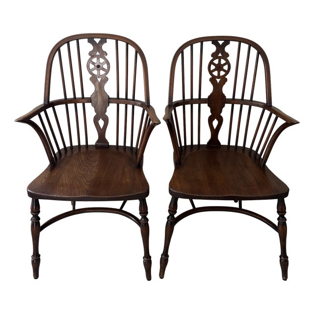 Windsor Armchairs in Elm, Set of 2 For Sale