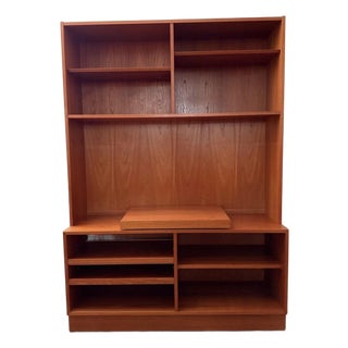 1960s Mid-Century Danish Teak Two-Piece Unit by Poul Hundevad For Sale