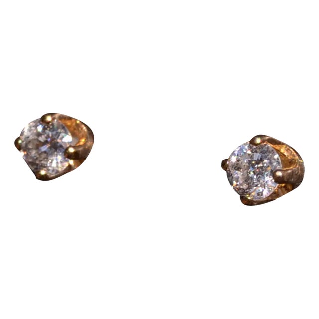 The Defoussat: Diamond Stud Earrings in Yellow Gold, 2 Pieces For Sale