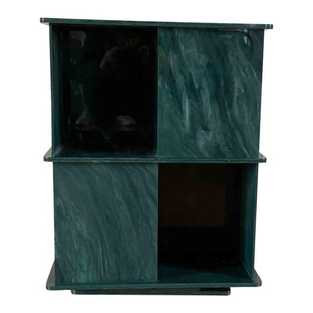 Italian Rotating Green Marble & Acrylic Glass Nightstands, 1970s, Set of 2 For Sale - Image 9 of 10