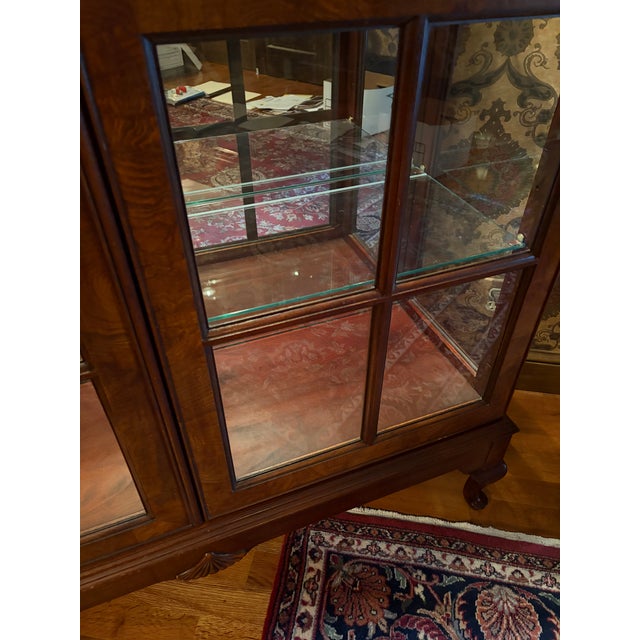 Hekman Furniture Attributed to Hekman Furniture Glass Front Display Cabinet With Burled Wood, Mirrored Back, Lighted and Glass Shelves, For Sale - Image 4 of 14