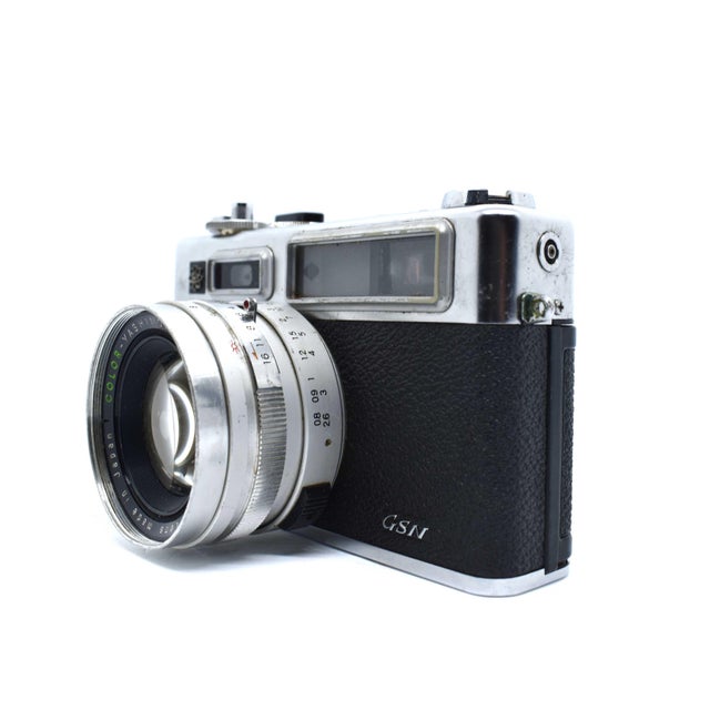 Mid-Century Modern Vintage 1970's Yashica Electro 35 GSN Rangefinder Film Camera For Sale - Image 3 of 7