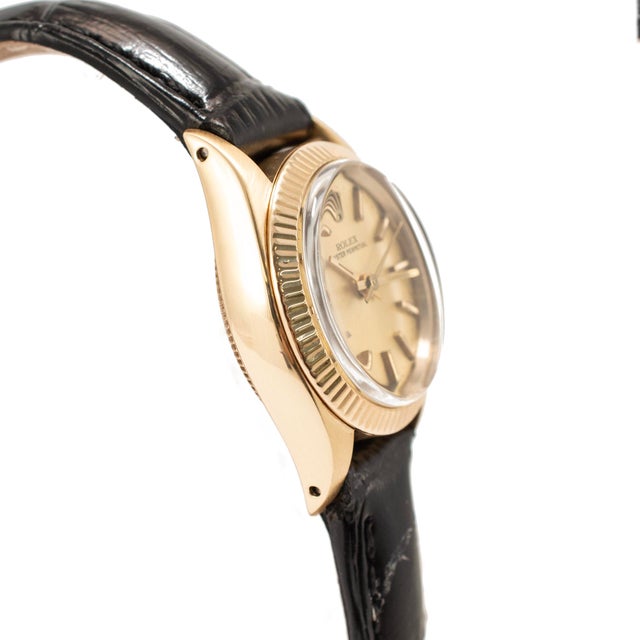 Modern Vintage Ladies Rolex Oyster Perpetual 24mm 6719 14k Yellow Gold Automatic Watch For Sale - Image 3 of 9