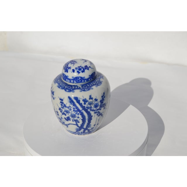 Late 20th Century Blue and White Asian Ginger Jar With Lid- Two Pieces For Sale - Image 9 of 11