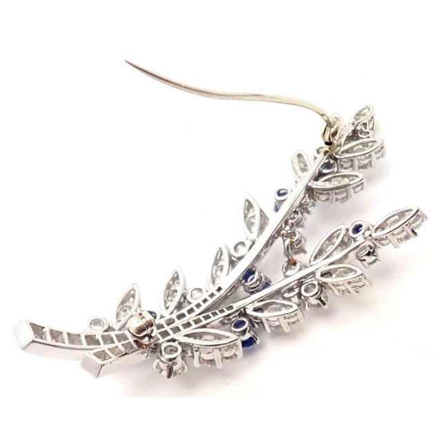 Contemporary Vintage Tiffany & Co. Platinum Diamond Sapphire Flower Pin Brooch For Sale - Image 3 of 8