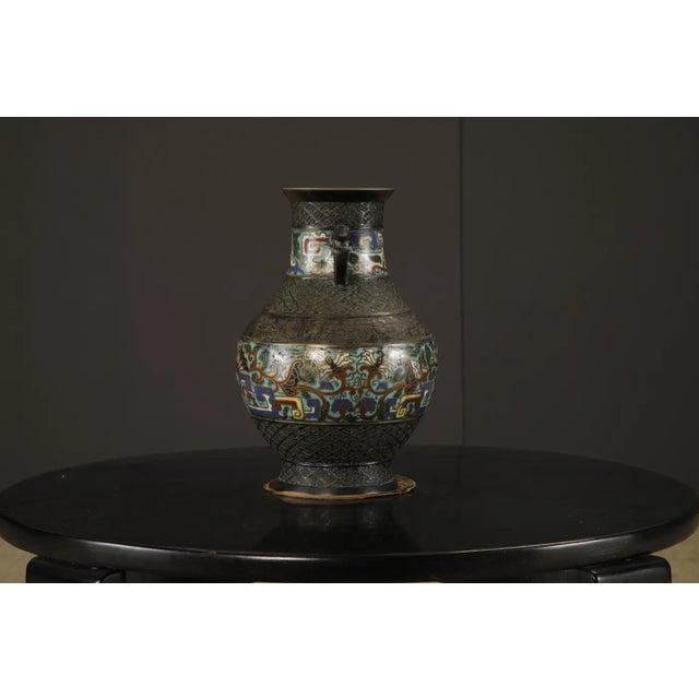 Japanese Cloisonné Bronze Vase With Archaistic Bird Handles, C 1920 to 1940s For Sale In Los Angeles - Image 6 of 14