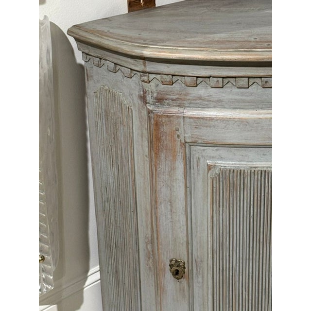 19th C. Swedish Painted Corner Cabinet For Sale - Image 4 of 7