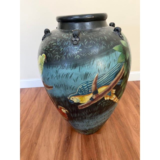 20th Century Hand-Painted Ceramic Urn With Rainforest & Parrot Motif For Sale - Image 11 of 15