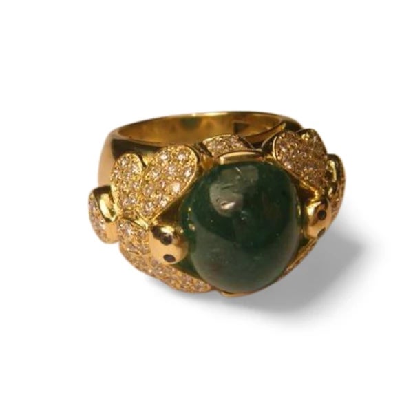 Art Deco 18K Yellow Gold Cabochon Emerald Diamond Dragonfly Designer Ring Estate For Sale - Image 3 of 3
