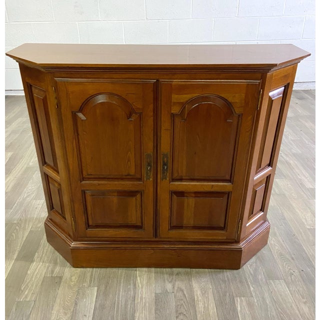 Vintage Ethan Allen Court Five Sided Console 119001