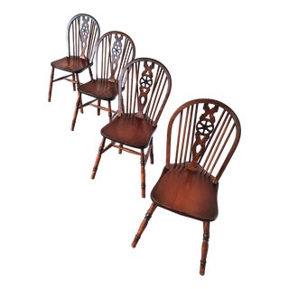 Wheelback Windsor Chairs, Set of 4 For Sale
