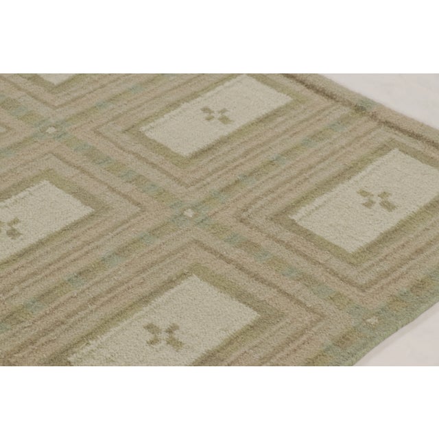 Contemporary Scandinavian Style Panel Geometric Rug by Rug & Kilim, India For Sale In New York - Image 6 of 10