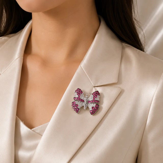 Art Deco Late 20th Century 18K White Gold Ruby Pave Diamond Butterfly Brooch Pin For Sale - Image 3 of 3