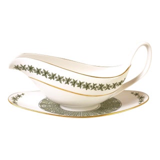 1960s Gravy Boat With Under Plate 2 Piece Set Spode Provence Y7843 Bone China Gilt Green For Sale