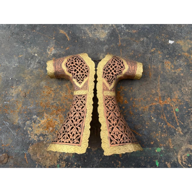 Traditional Dual-Tone Engraved Brass Kaftan For Sale - Image 3 of 8