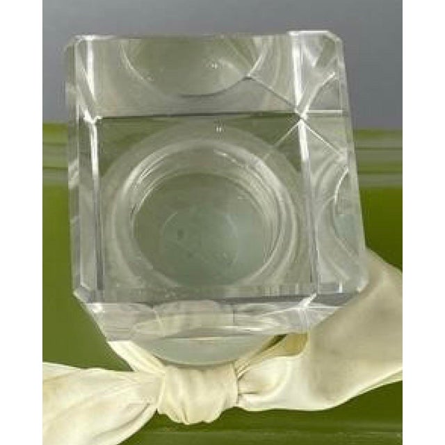1940s Miss Dior 20th Century Giant Houndstooth Glass 12”x10”W Department Store Factice Bottle For Sale - Image 5 of 12