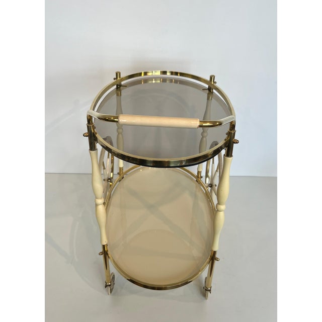 1940s Italian oval drinks trolley in brass and lacquered wood For Sale - Image 11 of 12