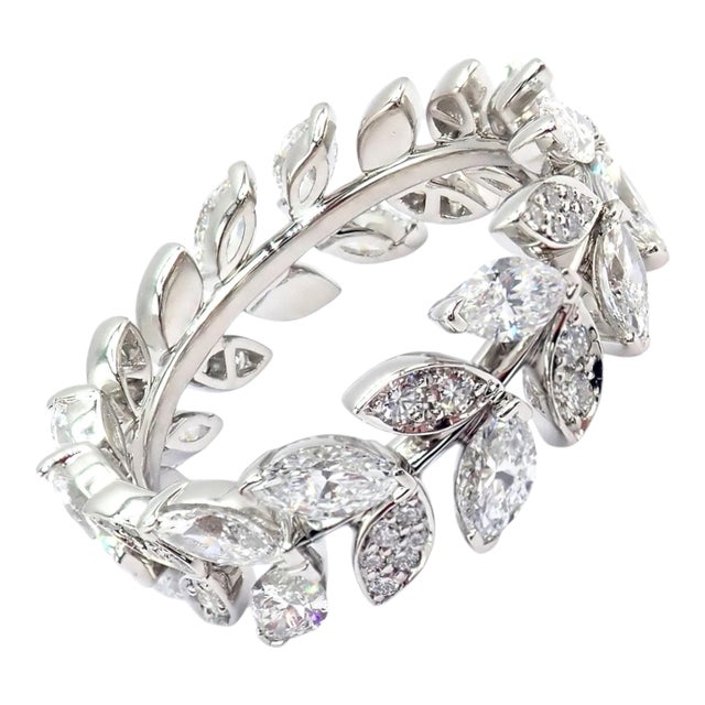 Tiffany & Co. Platlinum Victoria Vine Diamond Eternity Ring, Size 7 For Sale