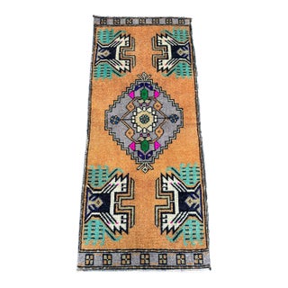 Turkish Yastik Rug 1'5" x 2'8" For Sale
