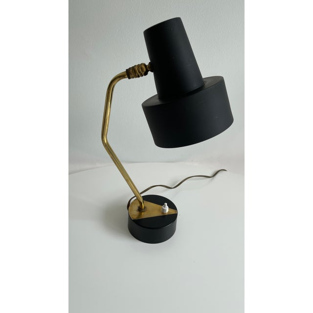 Mid-Century Modern Pierre Guariche Black and Brass Table Desk Lamp for Disderot, France Uk Wired 1950s For Sale - Image 3 of 10