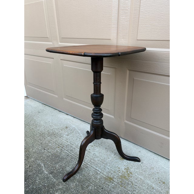 Antique American Colonial Mahogany Side Table, Early 20th Century For Sale - Image 4 of 10