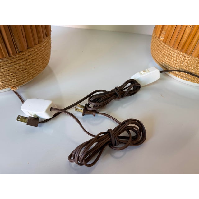 1970s Pair of Vintage Coastal Organic Ceramic Table Lamps With Bamboo and Rope Wrap, 1970s For Sale - Image 5 of 12