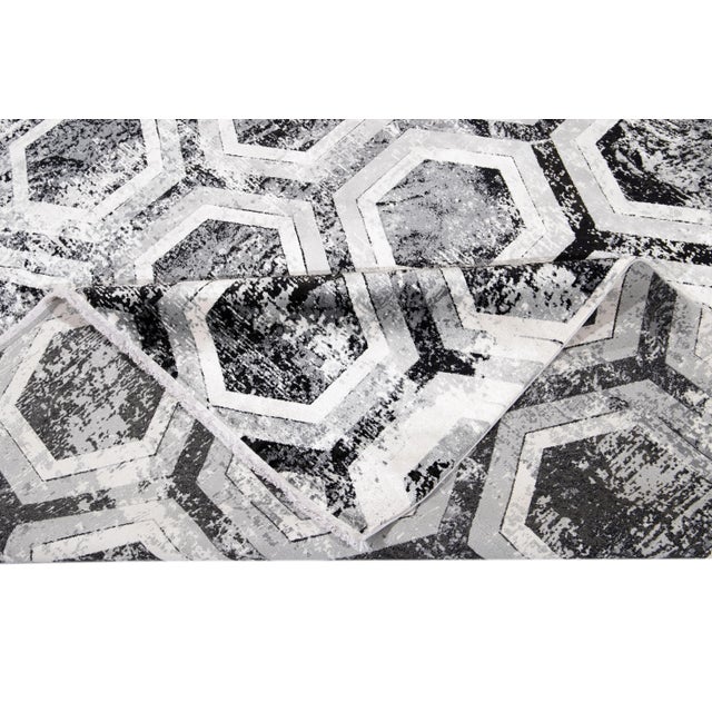 Contemporary 21st Century Modern Wool and Silk Rug For Sale - Image 3 of 13