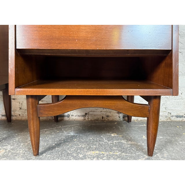 Late 20th Century Pair of Walnut Drop Door Night Stands by Carlton House Fine Furniture For Sale - Image 10 of 16