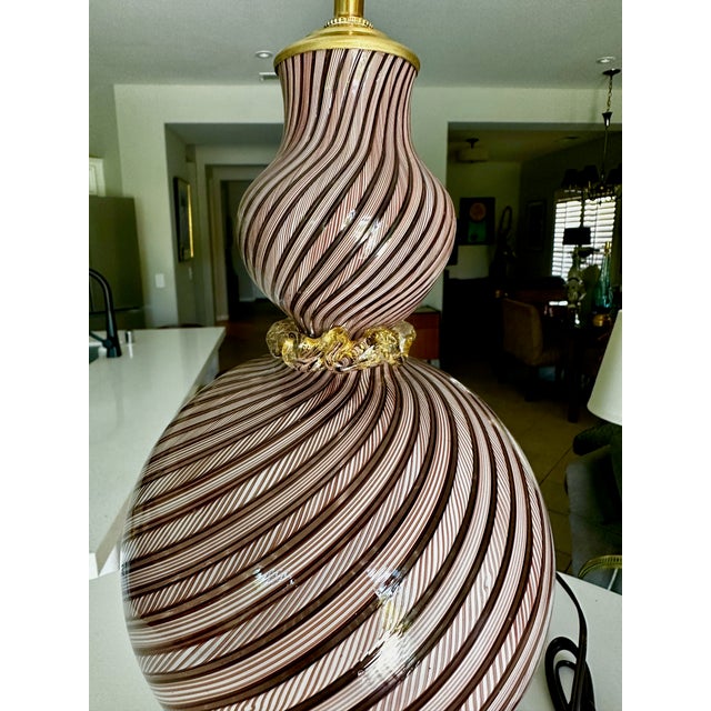 Mid Century Aventurine Filigrana Dino Martens Murano Table Lamp For Sale - Image 13 of 17