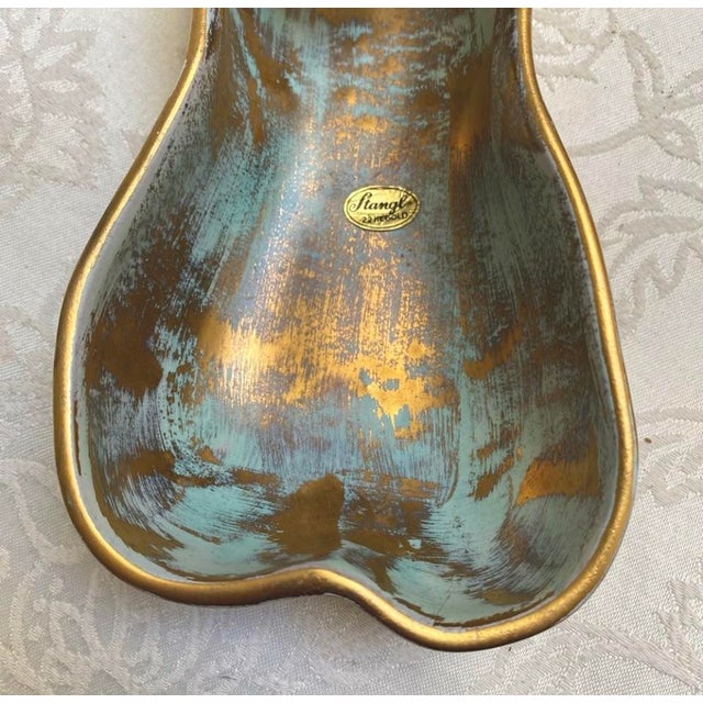 Stangl Vintage 1960s Mid-Century Modern Stangle Pottery Pear Bowl 22k Gold Original Sticker For Sale - Image 4 of 9