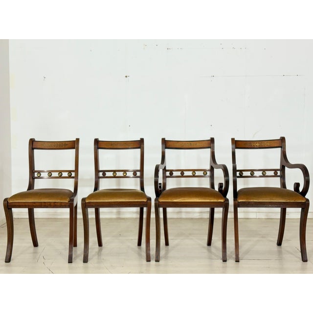 Wood Colonial-Style Dining Chairs in Mahogany, Set of 4 For Sale - Image 7 of 15