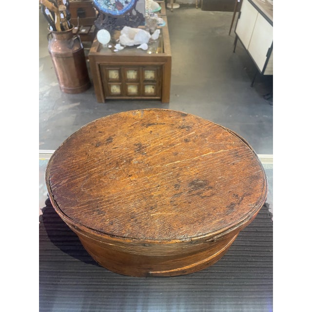 Early 19c Antique Pennsylvania Dutch Bentwood Box With Incised Decoration Great Patina For Sale - Image 4 of 12