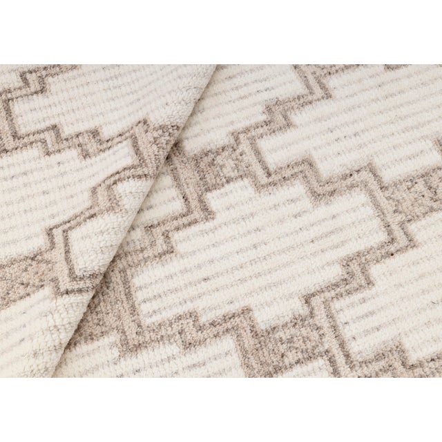Ivory White Wool Boho Inspired Hand Made Rug 8x10 For Sale - Image 14 of 18