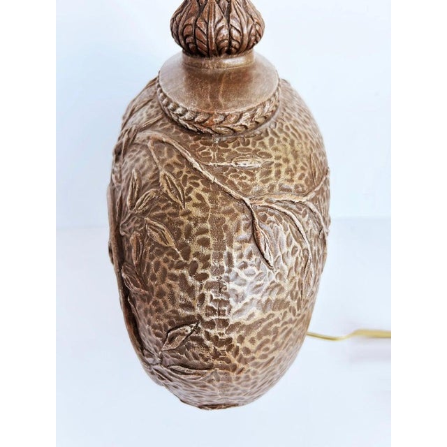 Late 20th Century Late 20th Century Hollywood Regency Sculptural Monkey Table Lamp, Original Finial For Sale - Image 5 of 10