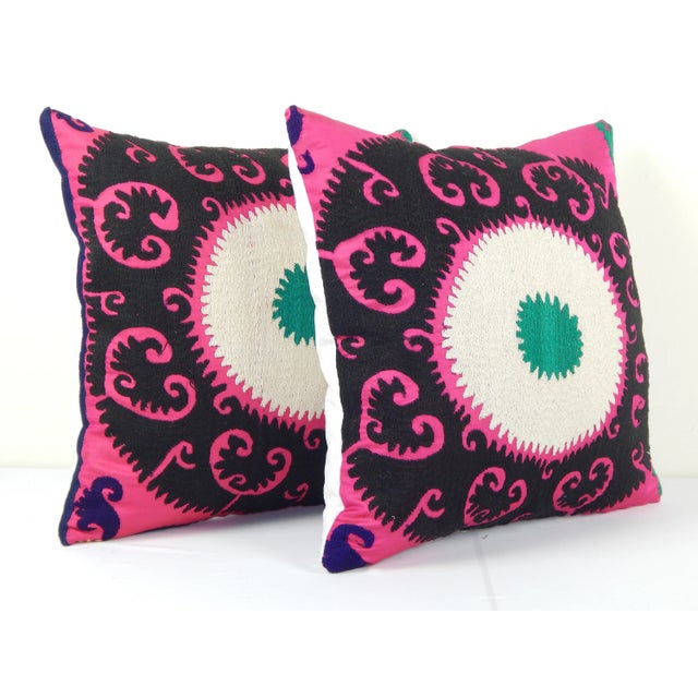 Turkish Suzani Pillow Cover Suzani is an exquisite fabric, every piece is unique but can also contain small...