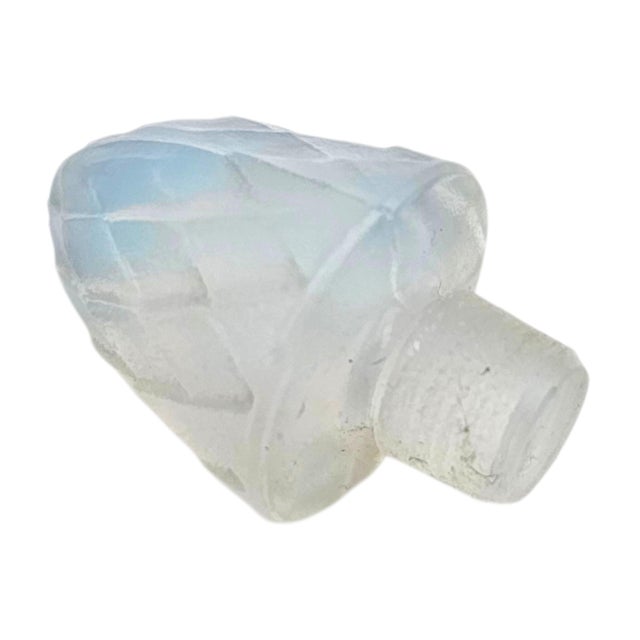 Art Deco Sabino Gaite Opalescent Art Deco Perfume Bottle With Nymph Relief, France For Sale - Image 3 of 11