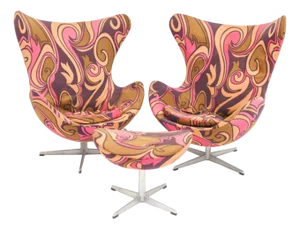 Arne Jacobsen for Fritz Hansen Egg Chairs With Ottoman, Circa 1973 - 3 Pieces