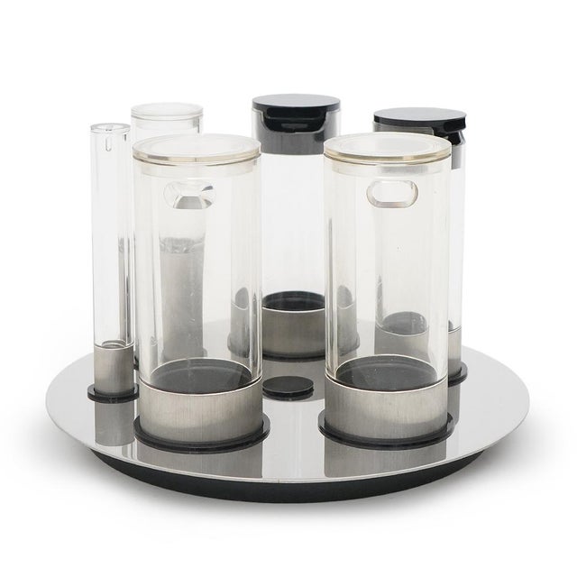 This tabletop set designed by Studio OPI (Franco Bettonica e Mario Malocchi) for Cini & Nils in the 1970s is one of the...