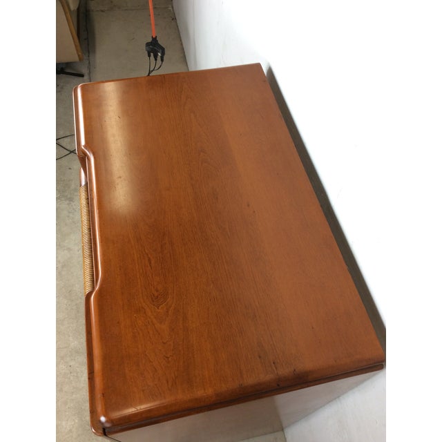 Heywood-Wakefield Mid Century Modern Four Drawer Highboy Dresser by Heywood Wakefield For Sale - Image 4 of 18