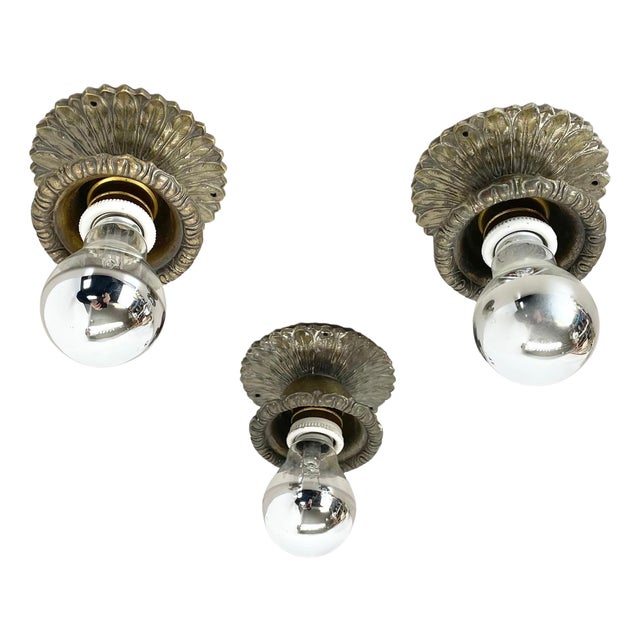 Brutalist Art Deco Bronze Wall Light, France 1920s, Set of 2 For Sale