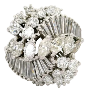 Diamond 18k White Gold Cluster Cocktail RIng, Size 8
