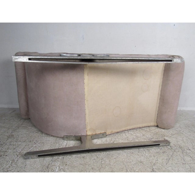 Off-white Stunning Mid-Century Modern Chaise Longue For Sale - Image 8 of 12