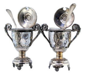 Mustard Pots in Embossed Silver with Palms, Glass Cores and Resting on Claw-Shaped Feet, Set of 2
