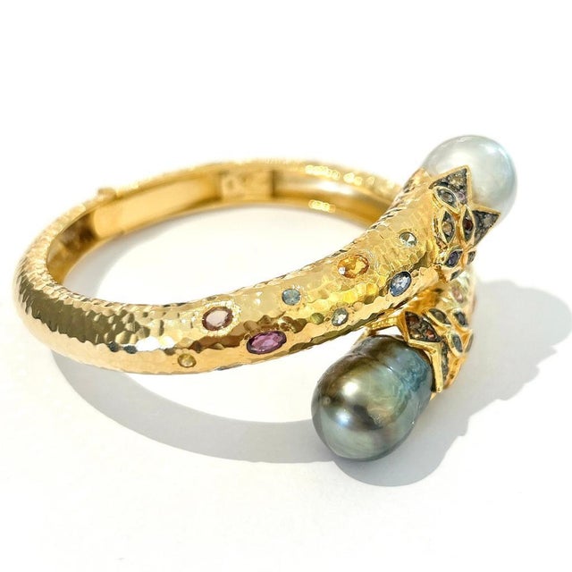 Bochic "Orient" Vintage South Sea Pearl & Sapphire Bangle - 18K Gold & Silver For Sale - Image 17 of 18