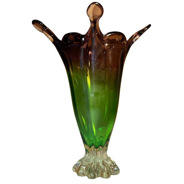 Mid-Century Murano Art Glass Purple 4 Point and Green Vase For Sale - Image 9 of 18