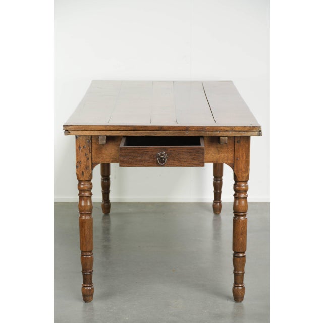 Antique Late 18th Century Oak Dining Table with Extendable Leaves For Sale - Image 5 of 18