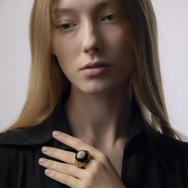 Mid 20th Century Maz Diamond Onyx 18k Yellow Gold Cocktail Ring, Size 9 For Sale - Image 4 of 6