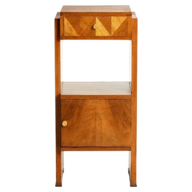 Wood British Art Deco Walnut Bedside Cabinet with Bakelite Handles, 1930 For Sale - Image 7 of 7